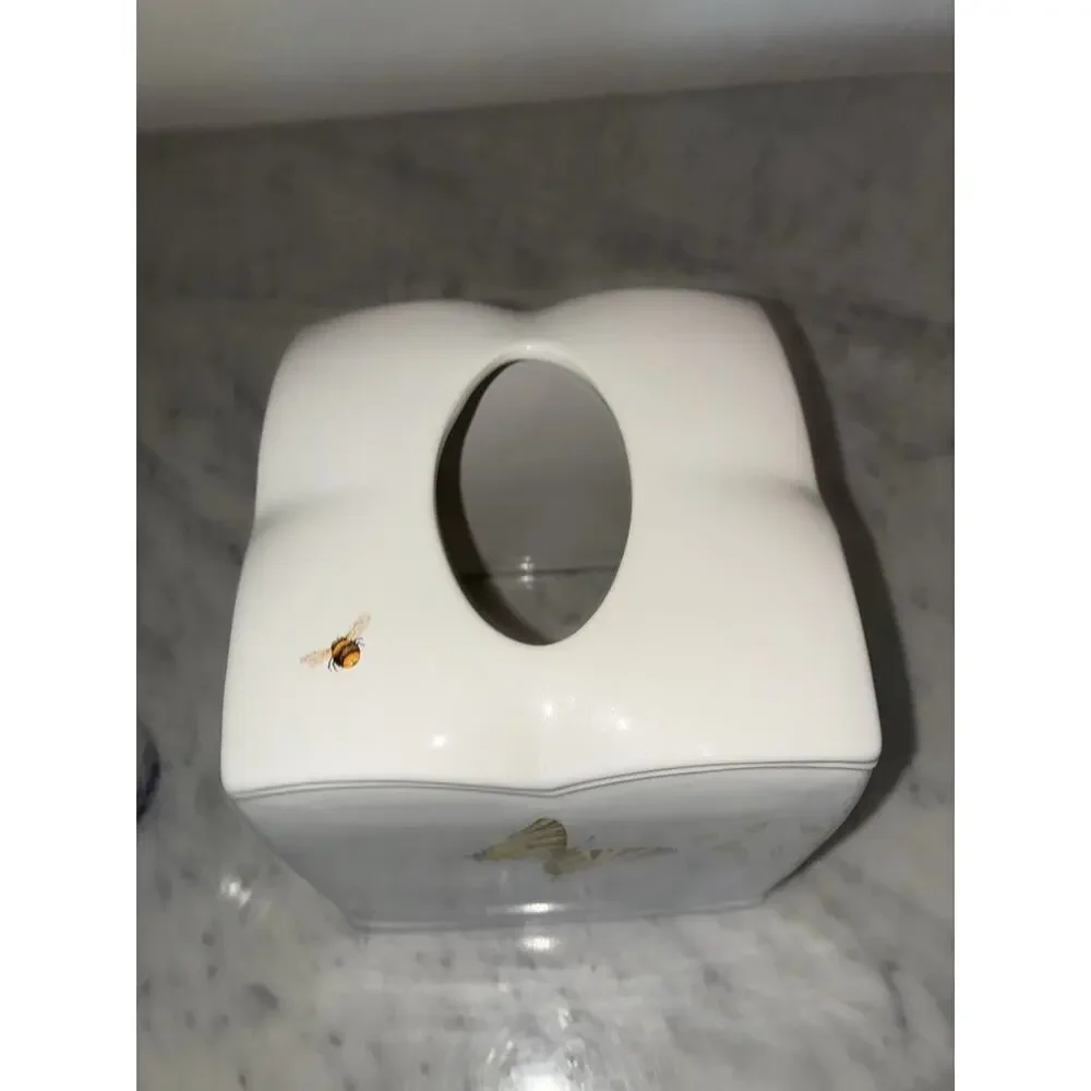 Lenox Blue floral Bathroom Set Tissue Holder Toothbrush Soap Dish Butterfly